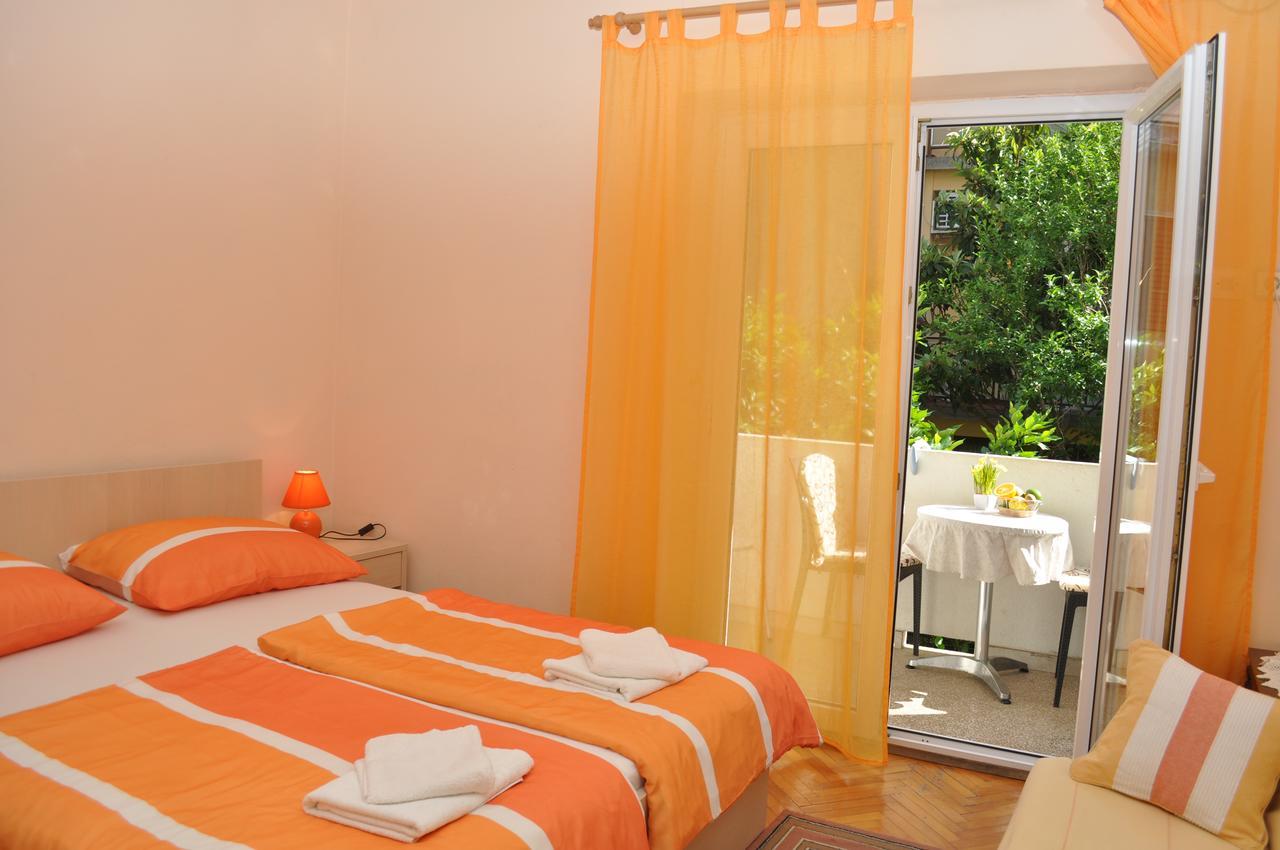 Apartments Ljubica Makarska Bagian luar foto
