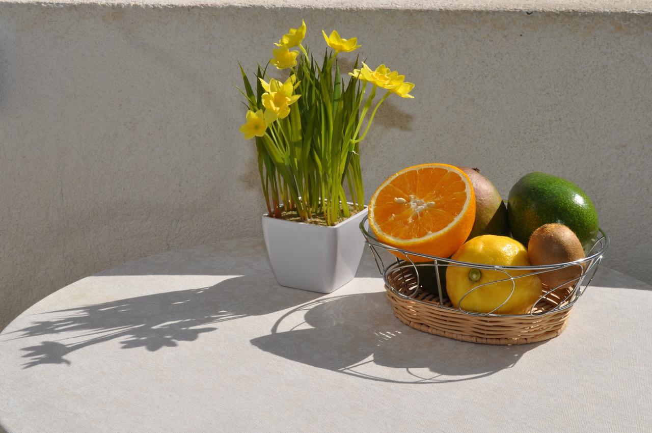 Apartments Ljubica Makarska Bagian luar foto
