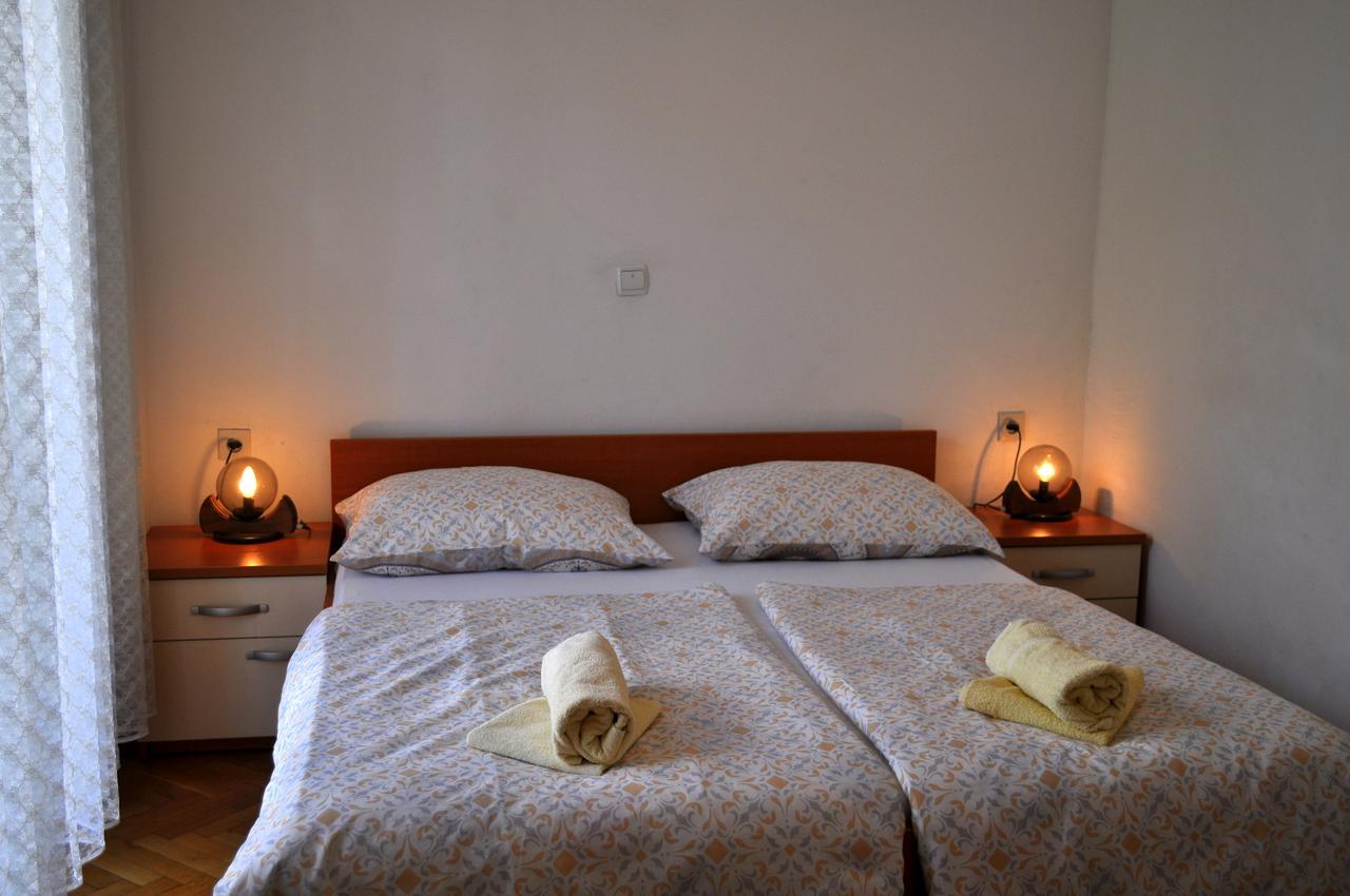 Apartments Ljubica Makarska Bagian luar foto