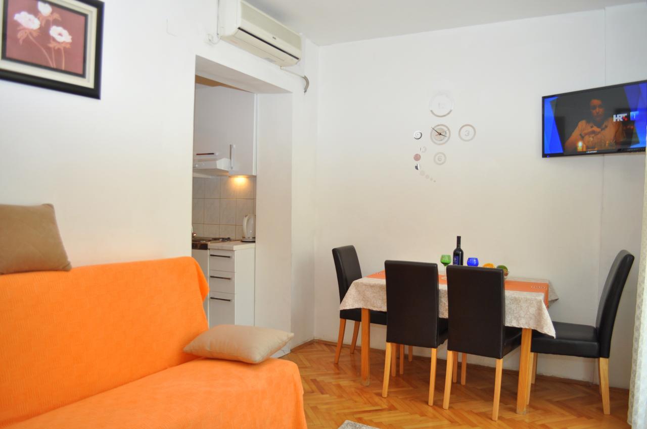 Apartments Ljubica Makarska Bagian luar foto