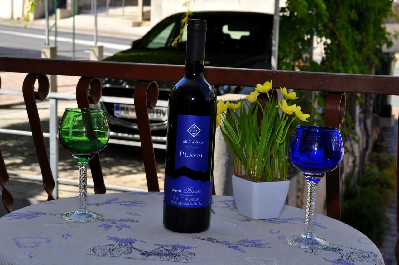 Apartments Ljubica Makarska Bagian luar foto