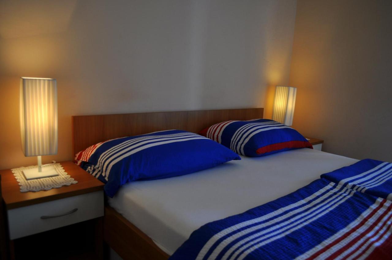 Apartments Ljubica Makarska Bagian luar foto